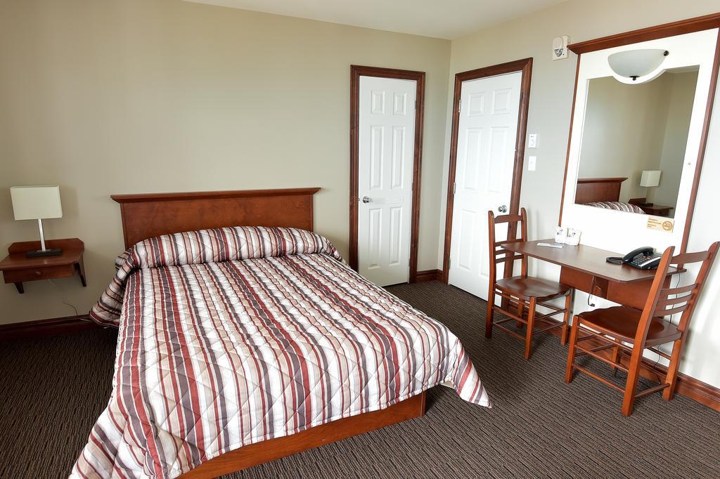 Auberge Sur Mer Charlevoix Сен-Симеон Номер фото