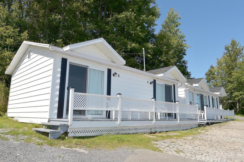 Auberge Sur Mer Charlevoix Сен-Симеон Экстерьер фото